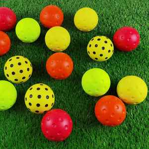 Balles de pickleball silencieuses de 74 mm approuvées par l'USAPA - Balles d'entraînement en mousse PU de qualité professionnelle |   Conception anti-bruit | Utilisation pour les tournois et l'entraînement - Product Image 3