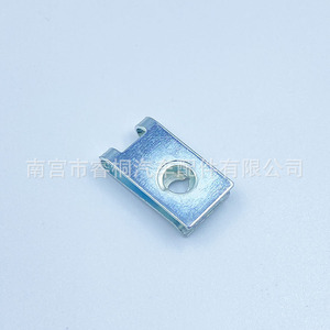Clip de fixation de plaque d'immatriculation de voiture Shuangxuan 23x13mm, écrou à ressort autotaraudeur en acier, clip métallique pour fixation automobile - Product Image 3