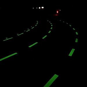 थोक मूल्य अंधेरे में चमकने वाला टरमैक रोड लाइन मार्किंग पेंट फ्लोरोसेंट पाउडर कोटिंग सेल्फ-ल्यूमिनस रोड मार्किंग पेंट - Product Image 3