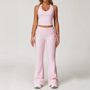 Ensemble de yoga 3 pièces de haute qualité pour femme, avec logo personnalisé, effet seconde peau, soutien-gorge de sport et leggings taille haute à revers - Product Image 3