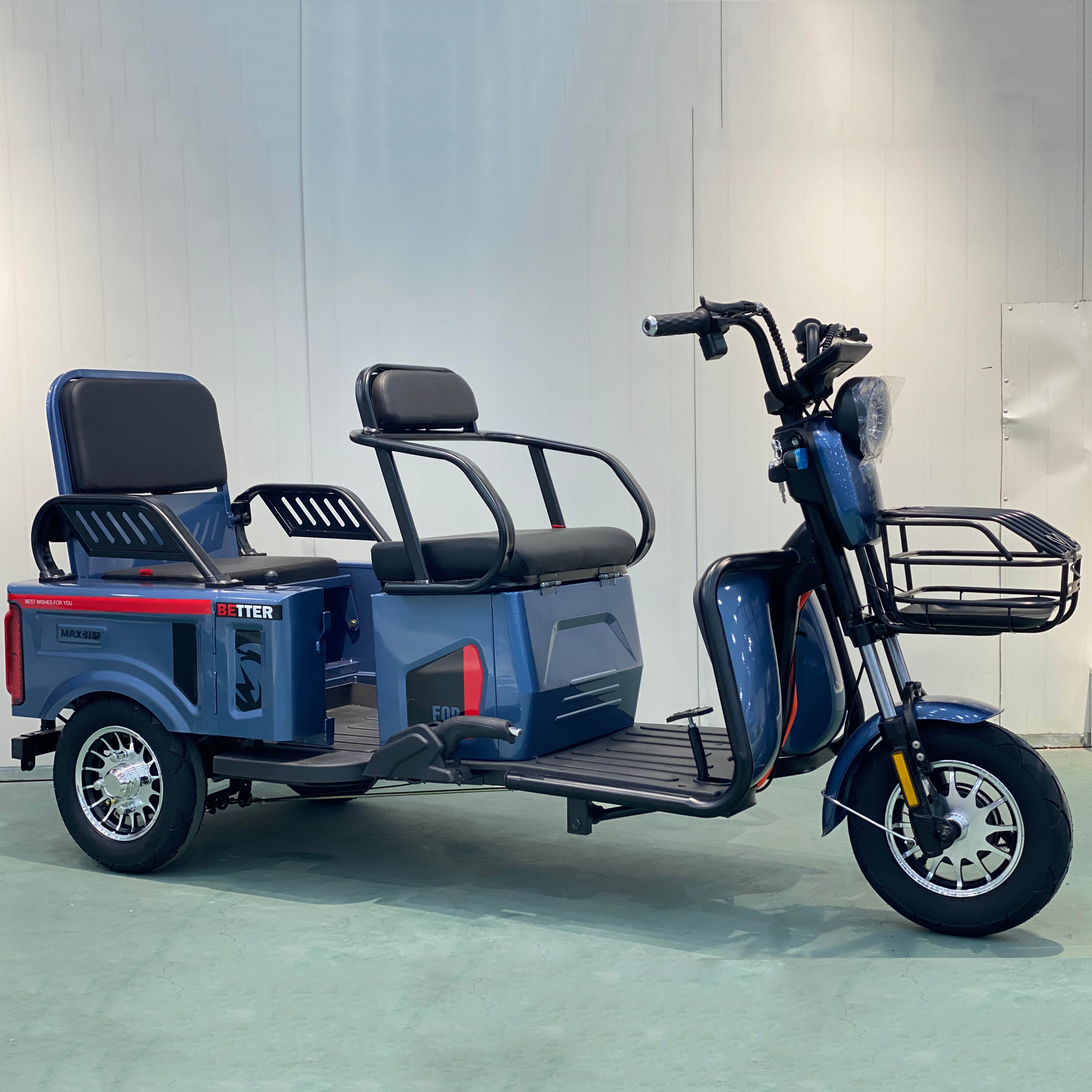 三輪車 トライク 販売開始】オトナの電動三輪車：公道走行可能な楽しいノリもの