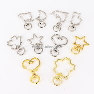 Moda Fancy Cheap Bag Charms Accesorios Metal Star Shape Heart Broche Llaveros - Product Image 2