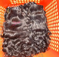 Lots de Cheveux Naturels Bruts en Gros : Cheveux Humains Cambodgiens, Birmans, Vierges Non Traités, 100% Indiens Bouclés, Cheveux Humains Vietnamiens