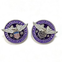Proud Child Plaque de revers en émail plaqué motif Aigle Brat, Badge métallique violet, pour cadeau d'anniversaire d'enfant