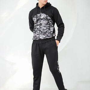 2025 venta al por mayor de la mejor calidad estampado de transferencia de calor invierno con capucha casual camuflaje y chándales para hombre - Product Image 4