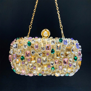 Borsa a tracolla per feste di nuovo arrivo borsa a tracolla colorata con strass <span class=keywords><strong>pochette</strong></span> <span class=keywords><strong>da</strong></span> <span class=keywords><strong>donna</strong></span> eleganti borse <span class=keywords><strong>da</strong></span> <span class=keywords><strong>sera</strong></span> borsa per banchetti - Product Image 5