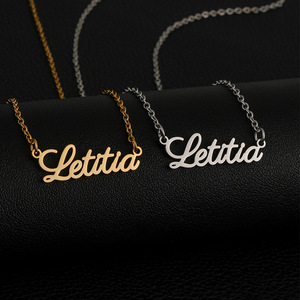 Collar con Colgante Personalizado con Nombre o Texto, Chapado en Oro de 18K, Acero Inoxidable, Diseño Simple, Regalo - Product Image 3