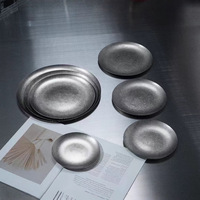 Plaques rondes en acier inoxydable incassables au lave-vaisselle grandes pour cuisine camping barbecue service de nourriture