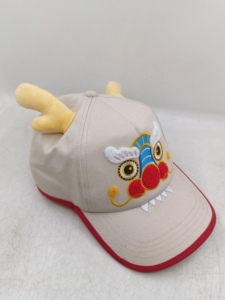 Gorras de Béisbol Personalizadas con Diseño de Caricaturas y Logotipo Bordado en Tela - Product Image 5