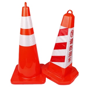 Cono de Tráfico de <span class=keywords><strong>PVC</strong></span> Portátil de 650 mm, Naranja Reflectante, Duradero, Antipresión, con Asa Superior de 26 Pulgadas para Fácil Transporte - Product Image 1