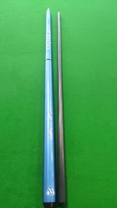 Venta al por mayor: Tacos de <span class=keywords><strong>billar</strong></span> de madera de arce de 58 pulgadas, de 2 piezas, para uso en bares domésticos, con <span class=keywords><strong>tiza</strong></span> para tacos - Product Image 2