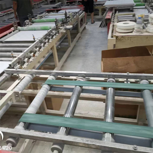 เครื่องทำแผ่นฝ้าเพดานยิปซัมขนาดเล็ก ควบคุมอัตโนมัติ ประสิทธิภาพสูง ได้รับการรับรองมาตรฐาน CE <span class=keywords><strong>ISO</strong></span> - Product Image 4