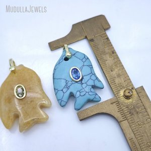 PM60280 Ciondolo a Forma di Mano di Hamsa in Cristallo Naturale Misto, Charm Placcato Oro 18K con Micro Pavé di Zirconi, Talismano Portafortuna per Gioielli Fai-da-Te - Product Image 3