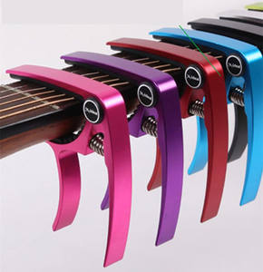Venta al por mayor, capo de <span class=keywords><strong>guitarra</strong></span> acústica clásica, color <span class=keywords><strong>metal</strong></span>, oem, con paquete de Blíster - Product Image 3