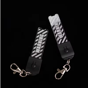 Porte-clés personnalisé <span class=keywords><strong>Cyberpunk</strong></span> en acrylique translucide multicolore avec LED, outils EDC en PVC et accessoire flash pour clés - Product Image 4