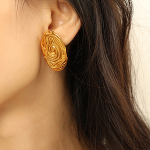 <b>Titanium</b> Steel Stud Earrings Oval Irregular Spiral Pattern Gold Color EH729 Fashion Jewelry - Product Image 4