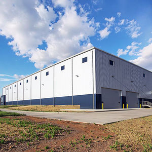 مبنى هيكلي فولاذي خفيف سريع التجميع مسبق الصنع بتصميم عصري للمستودعات والمصانع الحاصلة على شهادة الأيزو 9001 - Product Image 3