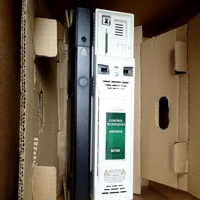 New M700-034 00025 AC Servo Drive Electrical Equipment in Box with 1 Year Warranty M700-044 00172 a