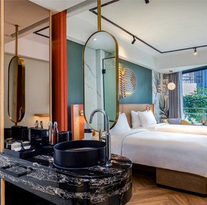 Espejo <span class=keywords><strong>de</strong></span> tocador con marco <span class=keywords><strong>de</strong></span> acero inoxidable <span class=keywords><strong>para</strong></span> Villa <span class=keywords><strong>de</strong></span> Hotel dorado lujoso <span class=keywords><strong>de</strong></span> latón satinado, pantalla colgante <span class=keywords><strong>de</strong></span> techo <span class=keywords><strong>para</strong></span> montaje en pared - Product Image 4