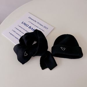 Ins chapeau pour enfants automne/hiver bébé chapeau de protection des oreilles coréen simple <span class=keywords><strong>fille</strong></span> tricoté super doux bébé laine chapeau écharpe <span class=keywords><strong>ensemble</strong></span> - Product Image 5