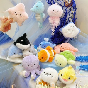 Porte-clés en peluche animaux marins Kawaii, mini jouets sonores en peluche, rembourrés en coton PP doux, tortue, baleine, <span class=keywords><strong>crabe</strong></span>, jouets pour machine à griffes, breloque <span class=keywords><strong>de</strong></span> sac - Product Image 4