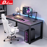 Table de jeu avec structure métallique durable, plateau dégradé et étagère latérale pour l'e-sport