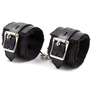Conjunto de Bondage Masculino de Cuero PU con Peluche para Juegos Anales de Deseo - Product Image 5