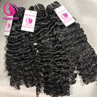 Vente en gros d'extension de cheveux vierges bruts cambodgiens non traités, paquets de cheveux bouclés birmans bruts à cuticule alignée, cheveux humains