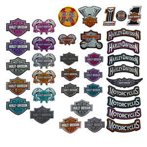 رقع مصممة قابلة للكي من رويلكسينج، رقع ماركات مشهورة، تطريز فاخر بالشنيل، رقع مصممة فاخرة - Product Image 2