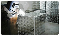 Boîte de transport et de stockage robuste en aluminium ondulé ultra-résistant de 3 mm, entièrement soudée, étanche, disponible en ODM/OEM