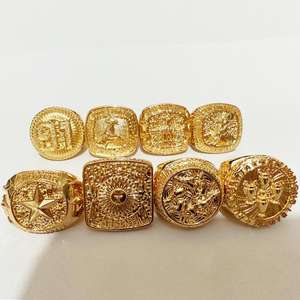 Set di 8 Anelli del Campionato Mondiale di Calcio di <span class=keywords><strong>Lionel</strong></span> Messi con Elegante Scatola in Legno, Gioielli in Lega Personalizzati per Uomo - Product Image 3