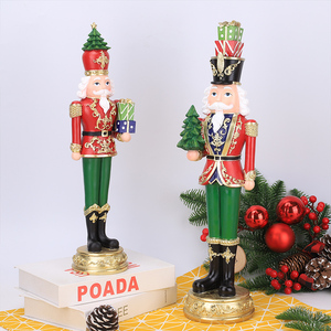 Redeco Wholesale Paire de <span class=keywords><strong>Casse</strong></span>-Noisettes Festifs en Résine, Design Rouge et Doré, Figurines de Soldats, Ensemble de Présentation pour Entrée, Produit à Fort Potentiel de Margaine - Product Image 5
