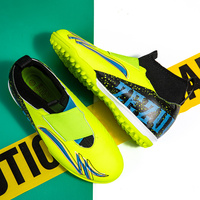 Chaussures de football à enfiler ZHENZU pour jeunes, respirantes, confortables, légères, antidérapantes, imperméables, faible MOQ, sans lacets