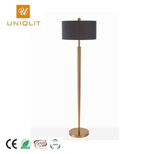 Personnalisé Fer <span class=keywords><strong>Colonne</strong></span> E27 60W <span class=keywords><strong>Lampadaire</strong></span> Pour Hôtel Lampe D'ingénierie - Product Image 1