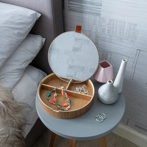 Caja de Joyería de Madera con Logotipo Personalizado para Mujer, Caja de Almacenamiento de Joyería de Madera de Nogal y Roble Grabada con Espejo, Venta al Por Mayor - Product Image 5