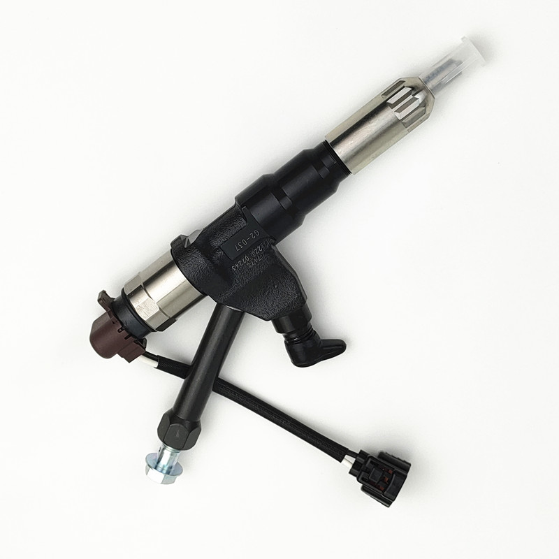 Diesel Injector 23670-E0370 23670-E0351 Common Rail Injector 095000-7172 095000-5215 for HINO P11C