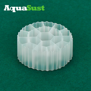 아쿠아서스트 바이오필름 필터 캐리어 바이오 미디어 무빙베드 바이오필름 반응기 <span class=keywords><strong>MBBR</strong></span> 37 버진 플라스틱 500L/시간 처리용 - Product Image 3