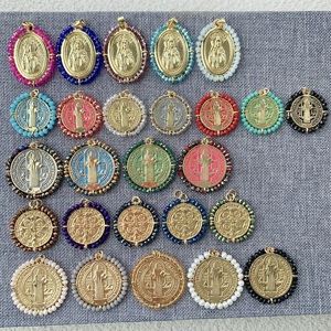 BD-B5163 Multi Christianisme pendentifs pour la fabrication de bijoux pendentifs en or <span class=keywords><strong>et</strong></span> breloques saint Vierge Marie pendentifs pour le bricolage - Product Image 1