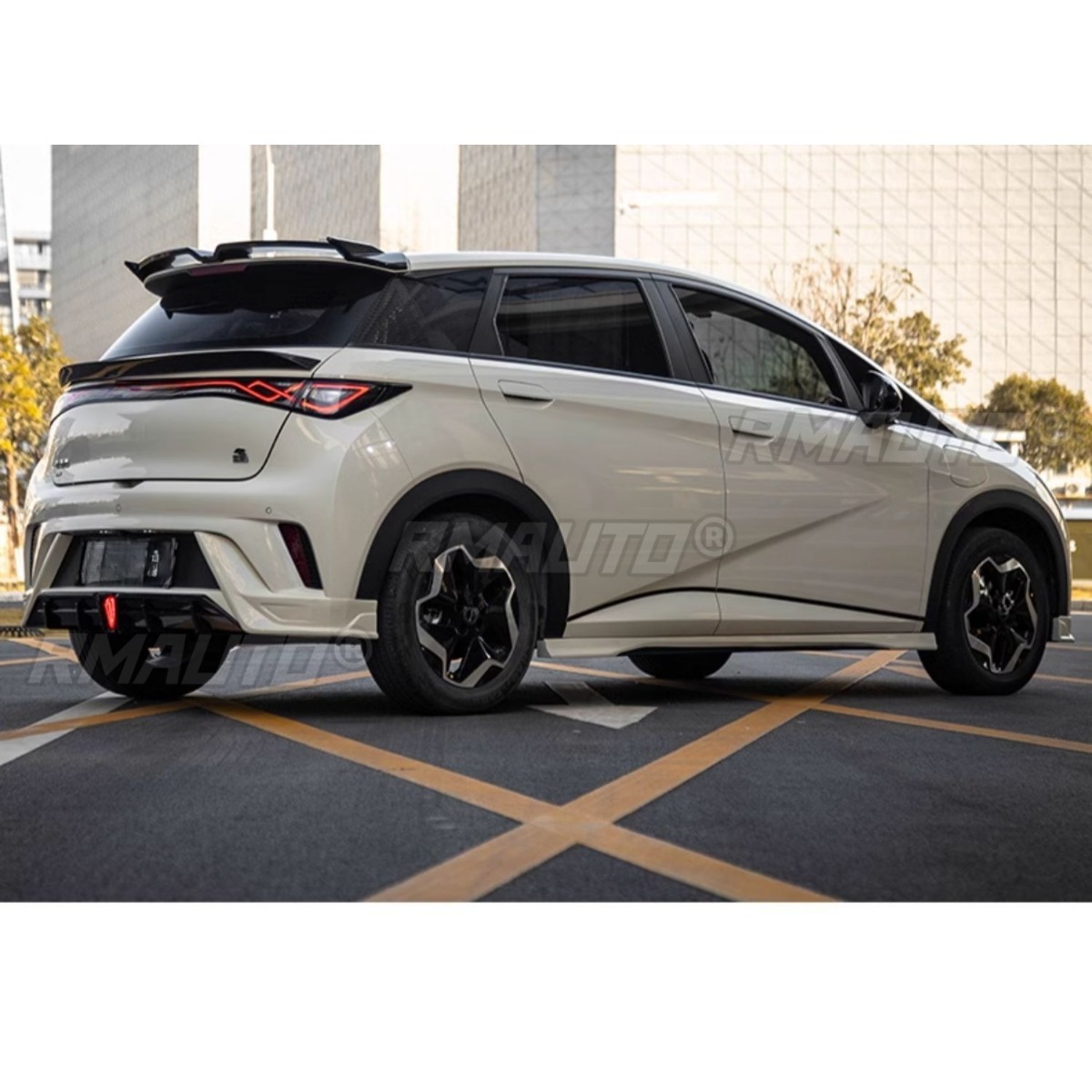 Un ensemble noir mat