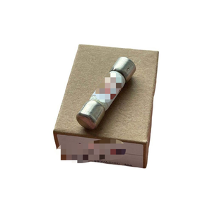 10 Stks/doos Originele Shawmut A60q30-<span class=keywords><strong>2</strong></span> A60q 30-<span class=keywords><strong>2</strong></span> 30a 600vac Amp-Trap Zekering Nieuwe Klaar Voorraad Industriële Automatisering <span class=keywords><strong>P</strong></span> - Product Image 1