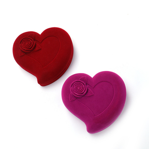 Set <span class=keywords><strong>Regalo</strong></span> Jesou alla Moda <span class=keywords><strong>per</strong></span> <span class=keywords><strong>Donna</strong></span>, Accessori con <span class=keywords><strong>Orologio</strong></span> a Catena, Collana, Orecchini e Anello, Set di Gioielli in 4 Pezzi - Product Image 6