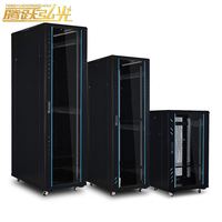 Armoire de serveur réseau ultra haute capacité avec cadre renforcé TB 32U, dimensions de l'armoire de serveur réseau pour centre de données 900*600*1600mm