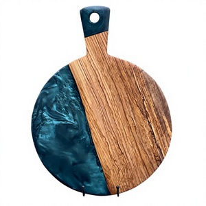 Tabla de Cortar de Madera de Acacia y Resina Epoxi Hecha a Mano de Primera Calidad, Tabla de Cocina de Lujo para Cortar y Servir Carne, Queso y Pan - Product Image 1