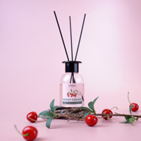Diffuseur de parfum de maison pour le jour de Noël Aromathérapie de cerisier/fleur d'oranger 130ml Diffuseur de roseau de marque privée