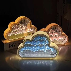 Regalo Creativo, Espejo de Tulipanes Hecho a Mano, Luces Nocturnas LED Modernas con Batería AAA para Dormitorio - Product Image 1