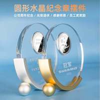 Médaille/Trophée commémoratif en cristal argenté sur mesure de Chine pour anniversaire, intégration d'employés, retraite - Rond/Pentagonal