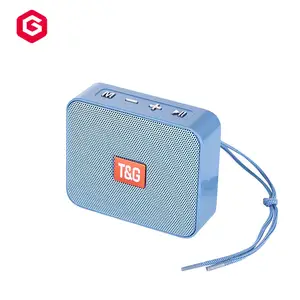 最佳便携式迷你音箱 OEM 高品质无线音箱支援定制徽标户外 BT 音箱与 FM TF 卡