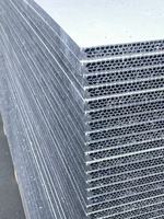 Coffrage en plastique alvéolaire PP léger pour économies de coût, pour murs, dalles et poteaux en béton