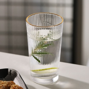 Bicchieri in Vetro a Righe per Acqua Fredda e Succhi, Vendita all'Ingrosso per Hotel, Intagliati per una Comoda Degustazione - Product Image 3