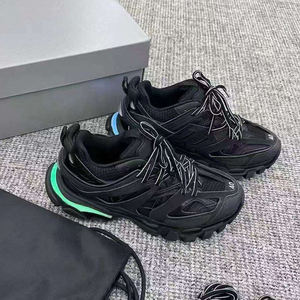 [Oferta] Zapatillas Deportivas con Luces LED TRACK 3.0 |   Zapatillas Retro de Piel Auténtica |   Moda con Cordones - Product Image 2